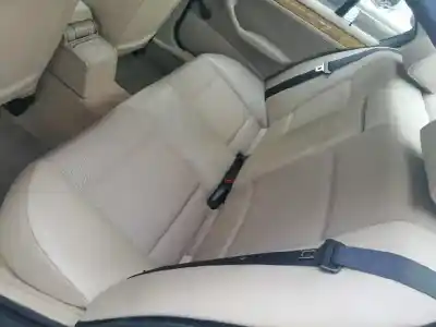 Здавання транспортного засобу bmw serie 3 berlina (e46) 320d року 2002 потужний 204d4d