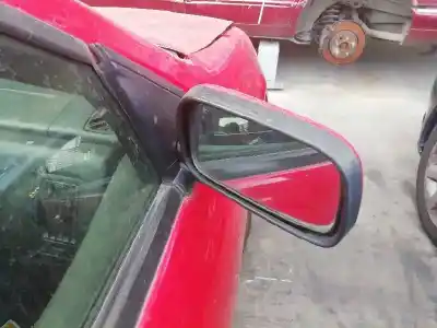 Здавання транспортного засобу nissan almera (n15) gx року 1999 потужний ga16