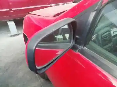 Здавання транспортного засобу nissan almera (n15) gx року 1999 потужний ga16