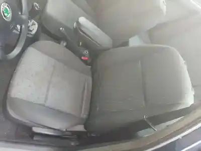 Veículo de Sucata skoda octavia berlina (1u2) ambiente do ano 2003 alimentado bfq