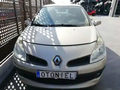 Здавання транспортного засобу RENAULT CLIO III 1.5 dCi Diesel CAT року 2005 потужний K9K
