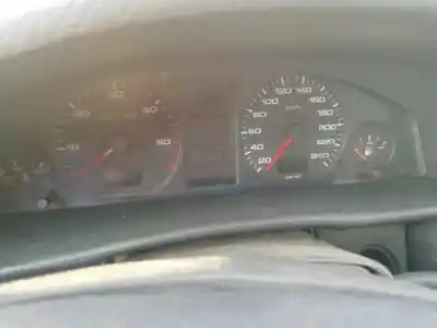 Здавання транспортного засобу audi a6 berlina (c4) * року 1995 потужний 1z