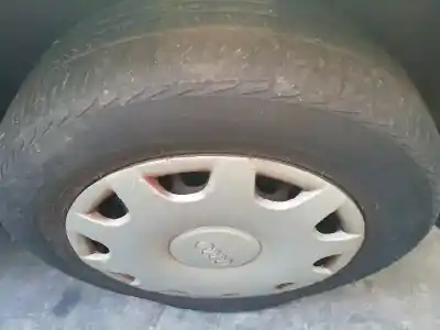 Здавання транспортного засобу audi a6 berlina (c4) * року 1995 потужний 1z
