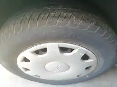 Здавання транспортного засобу audi a6 berlina (c4) * року 1995 потужний 1z