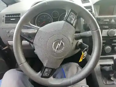 Здавання транспортного засобу opel zafira b 1.7 16v cdti року 2013 потужний a17dtr
