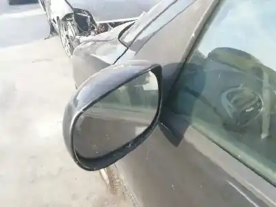 Véhicule à la ferraille peugeot 206 berlina 1.4 hdi de l'année 2005 alimenté 8hz