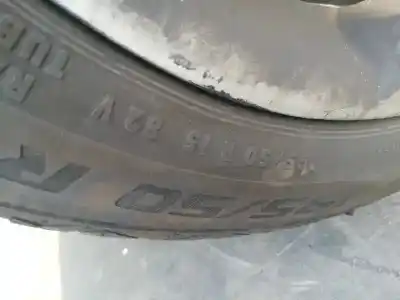 Véhicule à la ferraille peugeot 206 berlina 1.4 hdi de l'année 2005 alimenté 8hz