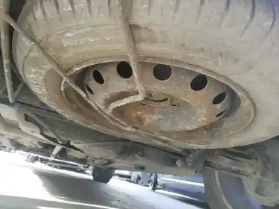 Véhicule à la ferraille peugeot 206 berlina 1.4 hdi de l'année 2005 alimenté 8hz