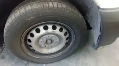 Veículo de Sucata mercedes-benz vito (w638) combi 110 d euro 2 (638.174) do ano 1998 alimentado d 0m 601 d23 la