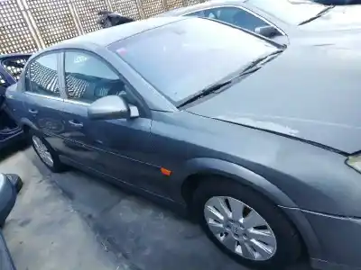 Véhicule à la ferraille opel vectra b berlina 2.2 16v dti cat (y 22 dtr / l50) de l'année 2003 alimenté y22dtr