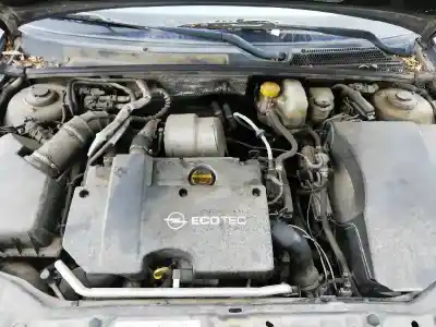Véhicule à la ferraille opel vectra b berlina 2.2 16v dti cat (y 22 dtr / l50) de l'année 2003 alimenté y22dtr