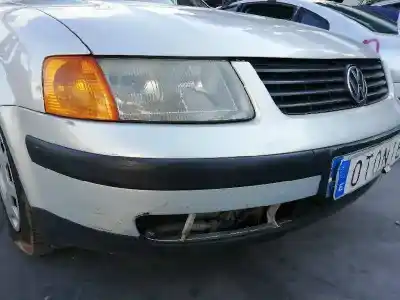 Verschrottungsfahrzeug volkswagen passat berlina (3b2) 1.8 des jahres 1997 angetrieben adr