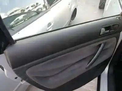 Verschrottungsfahrzeug volkswagen passat berlina (3b2) 1.8 des jahres 1997 angetrieben adr