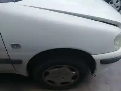 Véhicule à la ferraille peugeot 106 (s2) kid d de l'année 2001 alimenté vjx