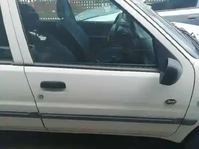 Véhicule à la ferraille peugeot 106 (s2) kid d de l'année 2001 alimenté vjx