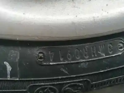 Véhicule à la ferraille peugeot 106 (s2) kid d de l'année 2001 alimenté vjx
