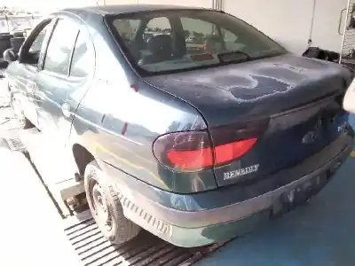 Scrapping Vehicle renault megane i classic (la0/1_) 1.6 i (la0l) of the year 1998 powered k7m
