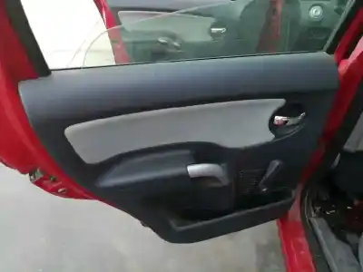 Veículo de Sucata citroen c3 1.1 collection do ano 2004 alimentado hfx