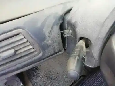 Veículo de Sucata fiat ulysse (179_) 2.0 jtd do ano 2004 alimentado rhw