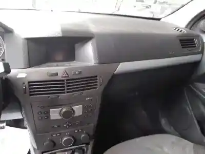 Hurda Aracı opel astra gtc cosmo yılın 2005 güçlü z17dth