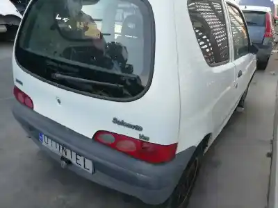 Здавання транспортного засобу fiat seicento (187) l.e. michael schumacher wm 2000 року 2000 потужний 176b2000