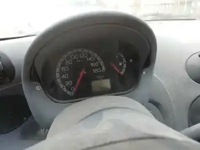 Здавання транспортного засобу fiat seicento (187) l.e. michael schumacher wm 2000 року 2000 потужний 176b2000