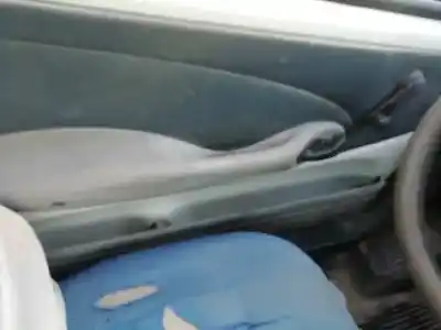 Здавання транспортного засобу fiat seicento (187) l.e. michael schumacher wm 2000 року 2000 потужний 176b2000