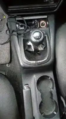 Hurda Aracı volkswagen passat berlina (3b3) 1.9 tdi yılın 2002 güçlü avb
