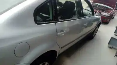 Hurda Aracı volkswagen passat berlina (3b3) 1.9 tdi yılın 2002 güçlü avb