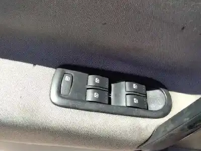 Sloopvoertuig renault grand scenic 1.5 dci van het jaar 2004 aangedreven k9k f7