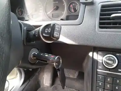 Утилизация автомобиля volvo xc90 d5 executive (7 asientos) (136kw) года 2006 питание d5244t4