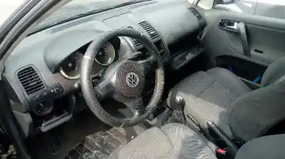 Véhicule à la ferraille volkswagen polo berlina (6n2) conceptline de l'année 2000 alimenté akk
