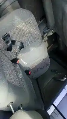 Véhicule à la ferraille volkswagen polo berlina (6n2) conceptline de l'année 2000 alimenté akk