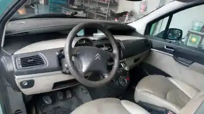 Здавання транспортного засобу citroen c8 2.2 16v exclusive року 2003 потужний 3fz(ew12j4)