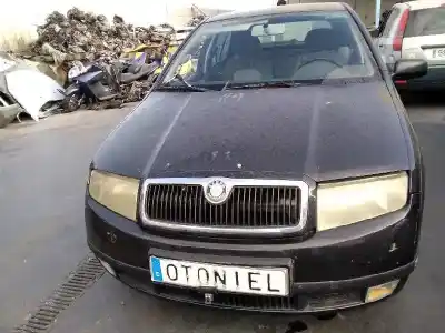 Veicolo di demolizione SKODA                                              FABIA (6Y2/6Y3)                                                                                                                                                                                                                                            Classic                                                                                                                                                                                                                                                    dell'anno 2001 alimentato AZF