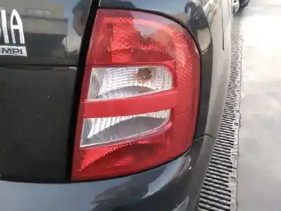 Здавання транспортного засобу skoda fabia (6y2/6y3) classic року 2001 потужний azf