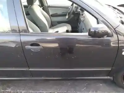 Здавання транспортного засобу skoda fabia (6y2/6y3) classic року 2001 потужний azf