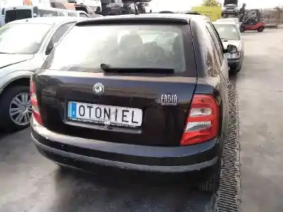 Здавання транспортного засобу skoda fabia (6y2/6y3) classic року 2001 потужний azf