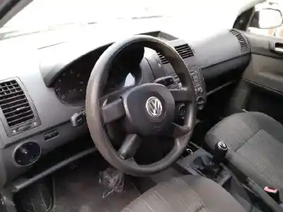 Veicolo di demolizione volkswagen polo (9n3) advance dell'anno 2006 alimentato bky