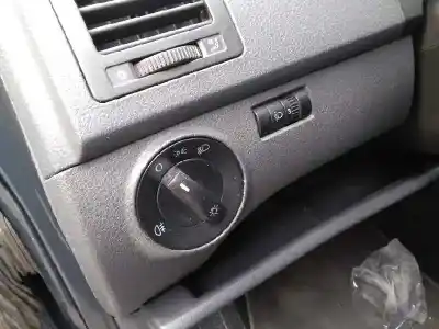 Veicolo di demolizione volkswagen polo (9n3) advance dell'anno 2006 alimentato bky