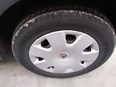 Veicolo di demolizione volkswagen polo (9n3) advance dell'anno 2006 alimentato bky