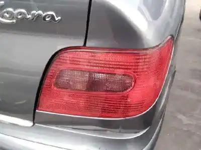 Sloopvoertuig citroen xsara berlina 1.6i 16v sx van het jaar 2004 aangedreven nfu