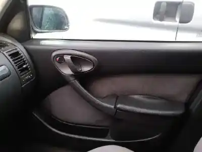 Sloopvoertuig citroen xsara berlina 1.6i 16v sx van het jaar 2004 aangedreven nfu