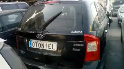 Sloopvoertuig kia carens (un) active van het jaar 2007 aangedreven d4ea