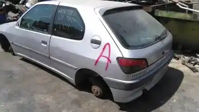 Здавання транспортного засобу peugeot 306 berlina 3/5 puertas (s1) 1.6 року 1994 потужний nfz