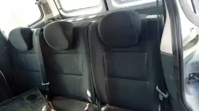 Здавання транспортного засобу peugeot partner (s2) combi plus року 2007 потужний rhy