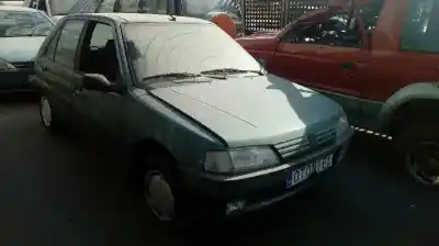 Sloopvoertuig PEUGEOT 106 (S1) 1.4 van het jaar 1993 aangedreven KDY