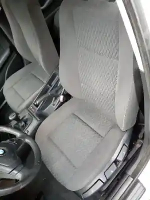 Vehicul casat bmw serie 3 berlina (e46) 320d al anului 2000 alimentat 204d1d