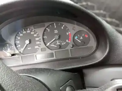 Vehicul casat bmw serie 3 berlina (e46) 320d al anului 2000 alimentat 204d1d