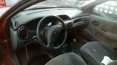 Veículo de Sucata renault megane i classic (la0) 1.6 do ano 1997 alimentado k7m